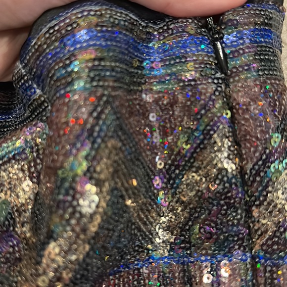 Sequin guess shorts - Picture 3 of 3